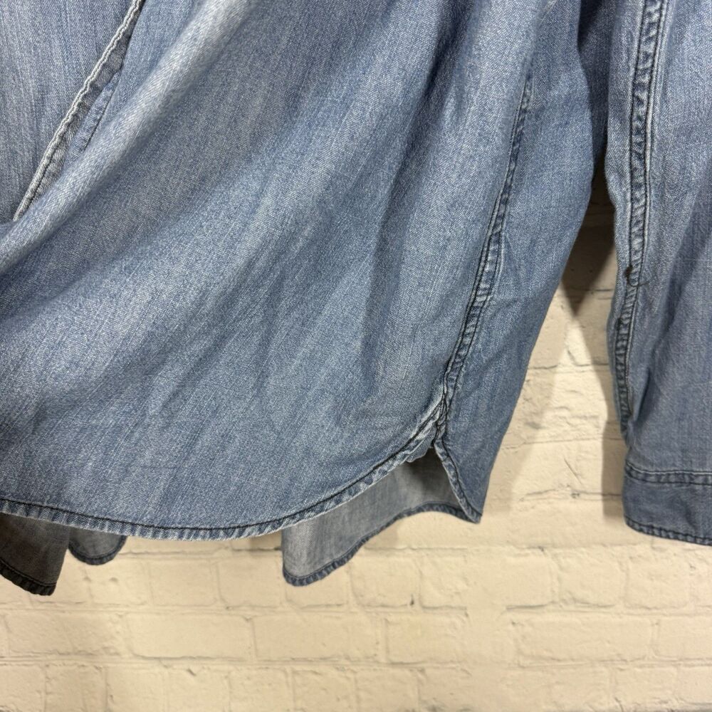 Old Navy The Classic Shirt Women XXL Blue Chambray Denim Button Up 100% Cotton - Picture 9 of 9